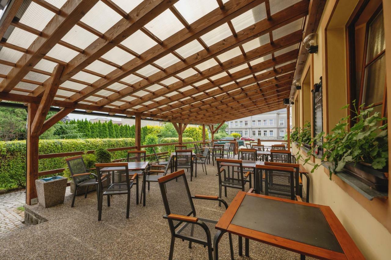 Hotel Taverna Javorník Esterno foto
