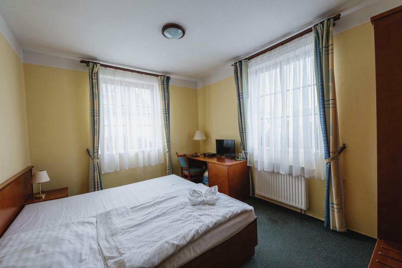 Hotel Taverna Javorník Esterno foto