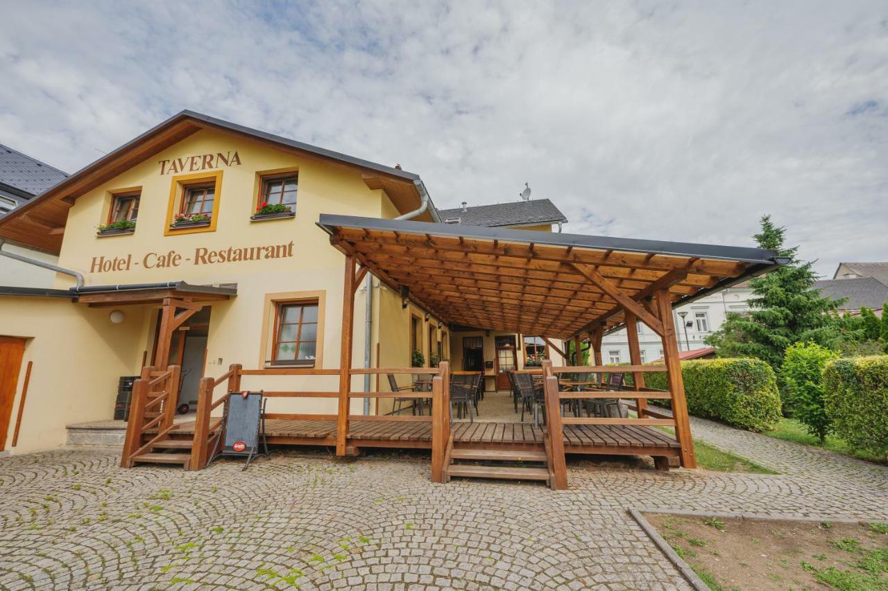 Hotel Taverna Javorník Esterno foto