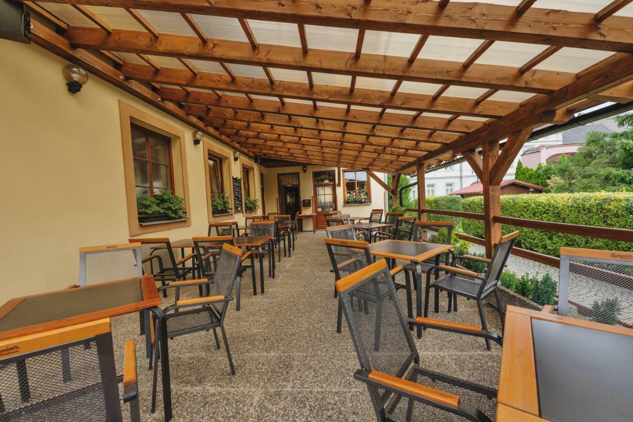 Hotel Taverna Javorník Esterno foto