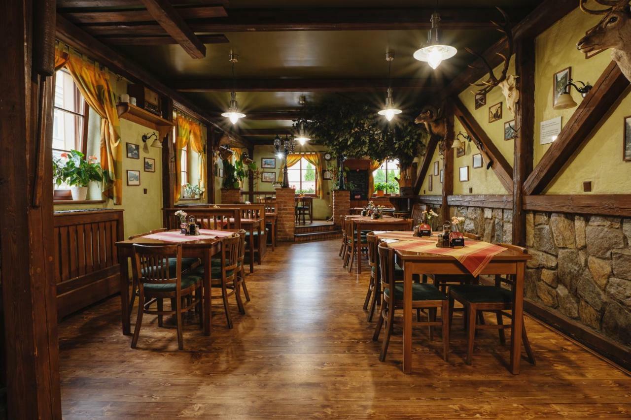 Hotel Taverna Javorník Esterno foto