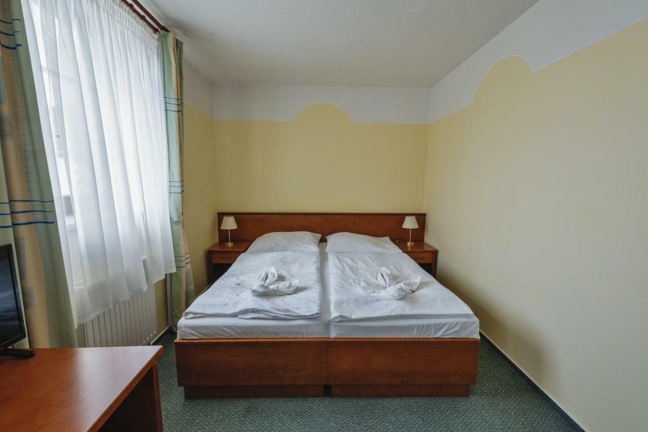 Hotel Taverna Javorník Esterno foto