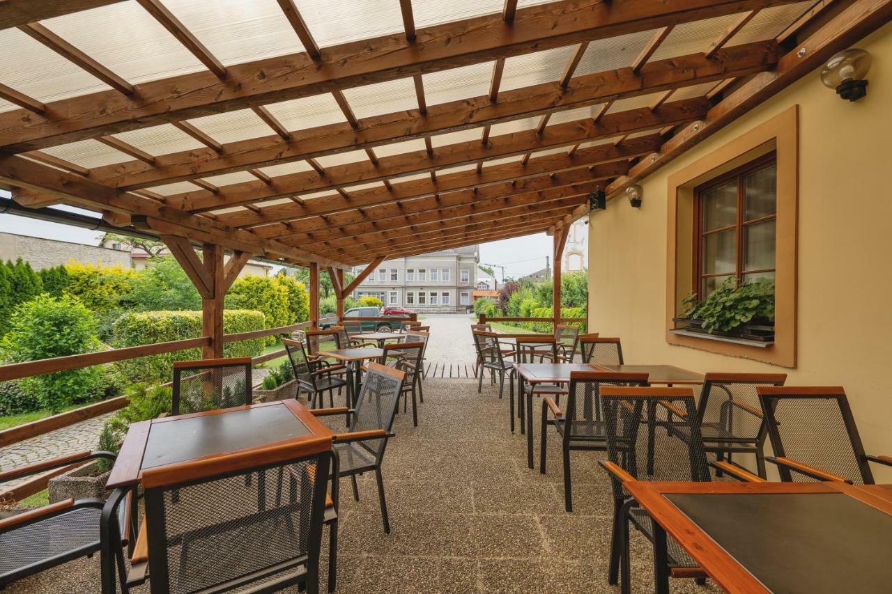 Hotel Taverna Javorník Esterno foto