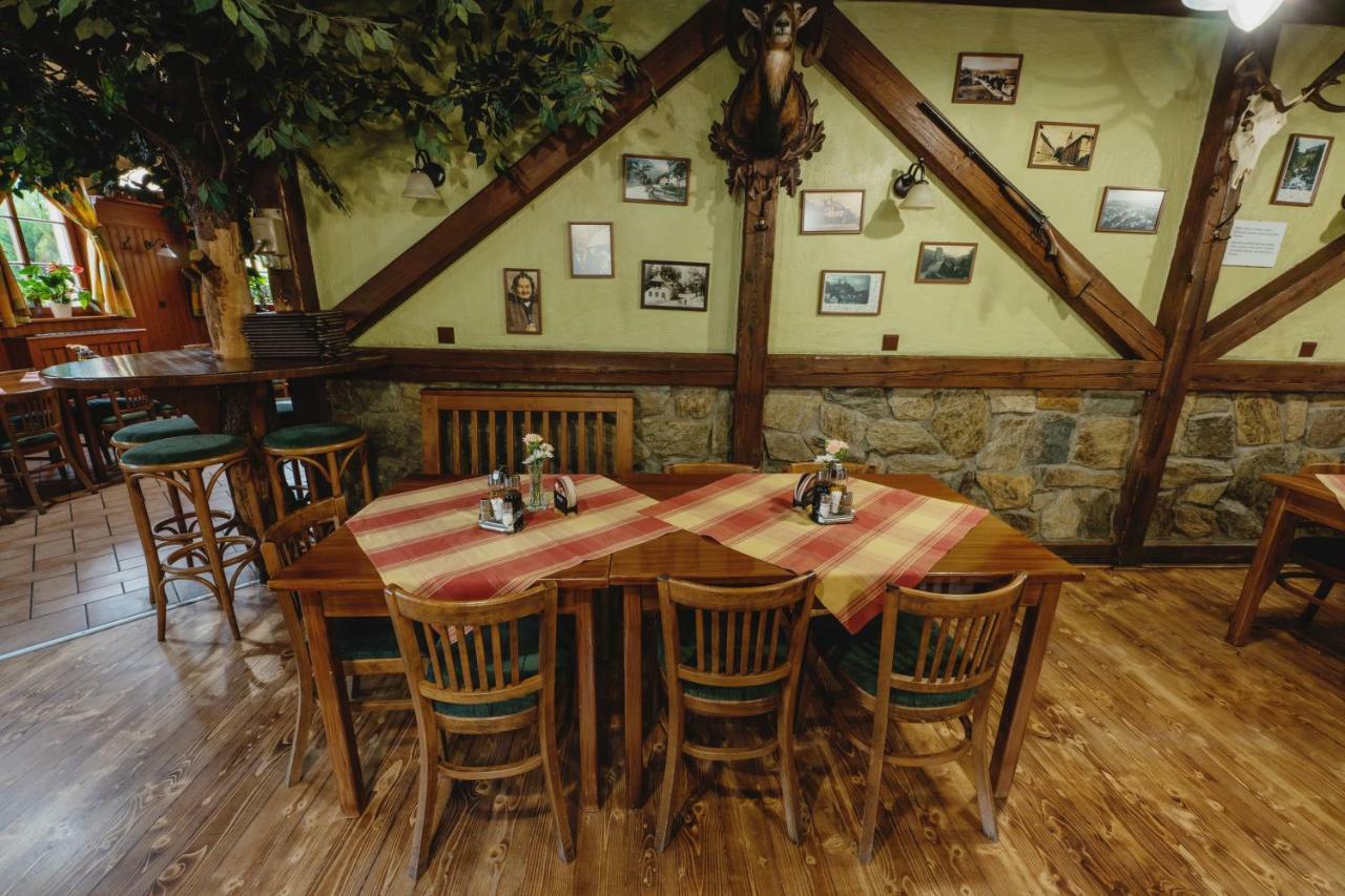 Hotel Taverna Javorník Esterno foto