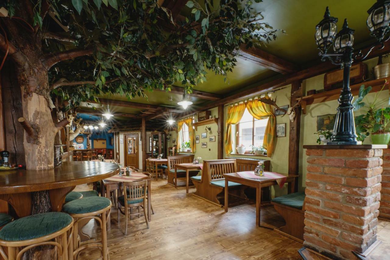 Hotel Taverna Javorník Esterno foto