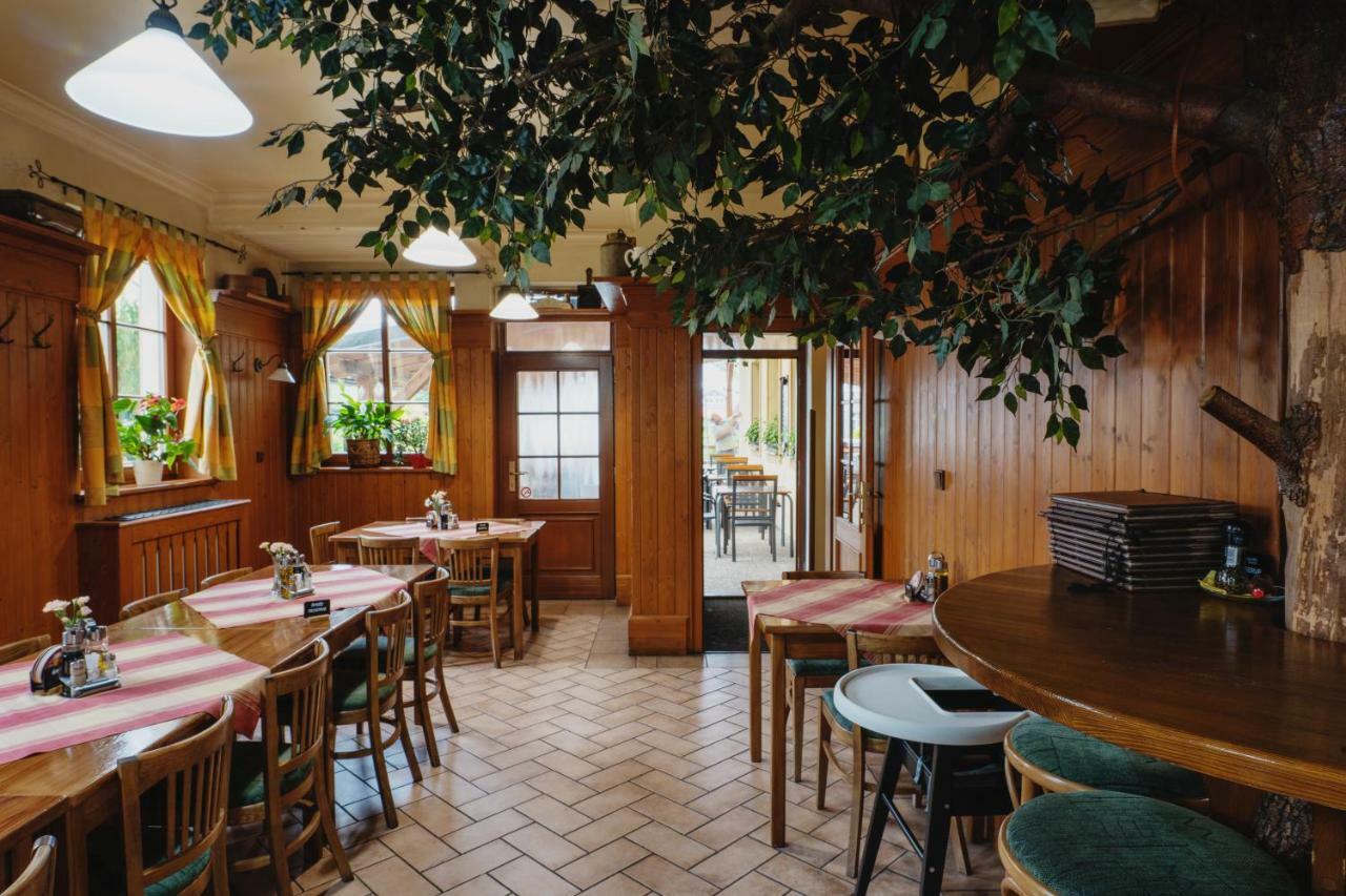 Hotel Taverna Javorník Esterno foto